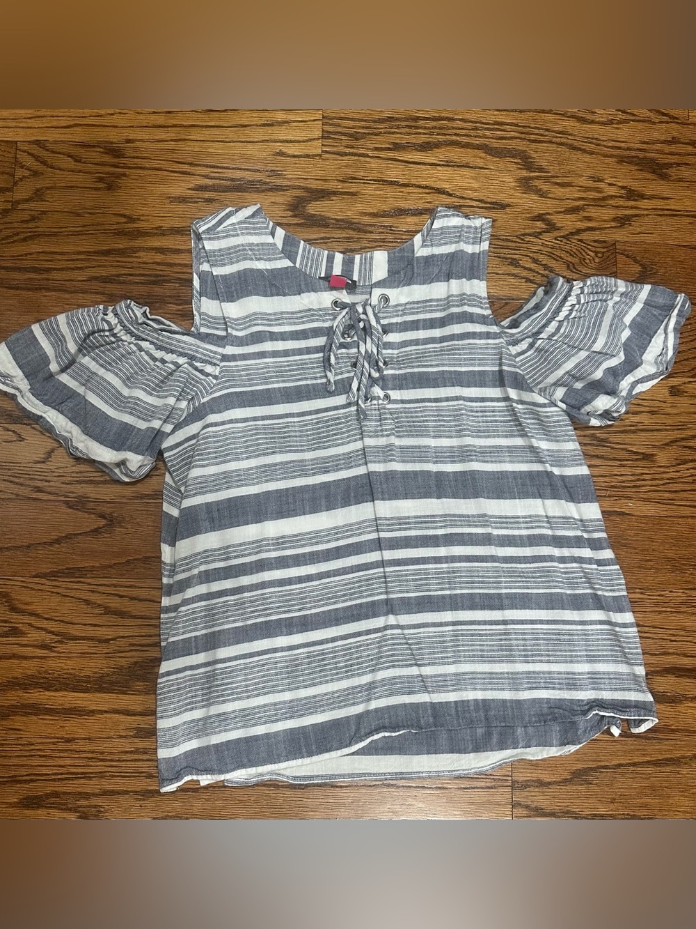 Vince Camuto Gray and White Striped Cold-Shoulder Top